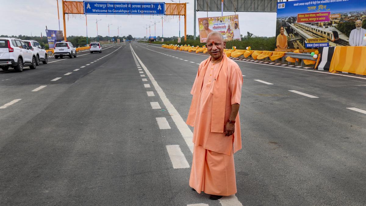 Yogi inaugurates Gorakhpur Link Expressway, says U.P. is no longer a ‘BIMARU’ State