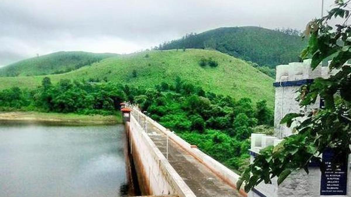 Water level in Mullaperiyar dam stands at 119.30 feet