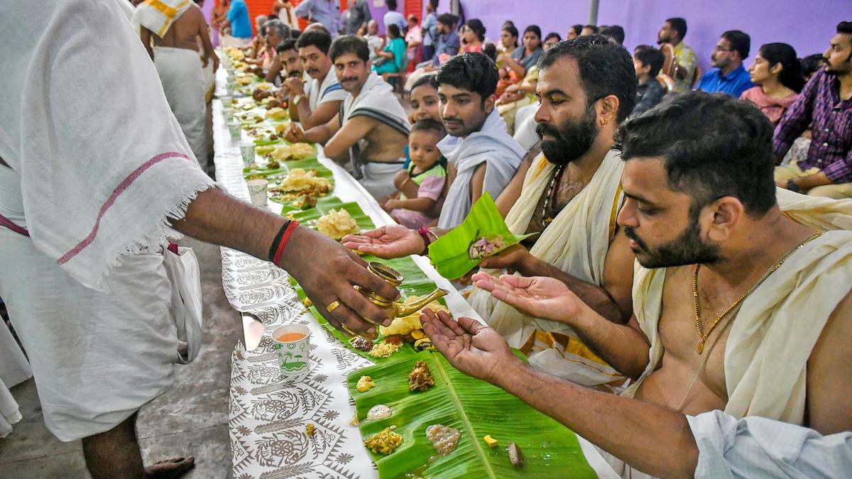 Aranmula gears up for 72-day Onam festivities with Vallasadya