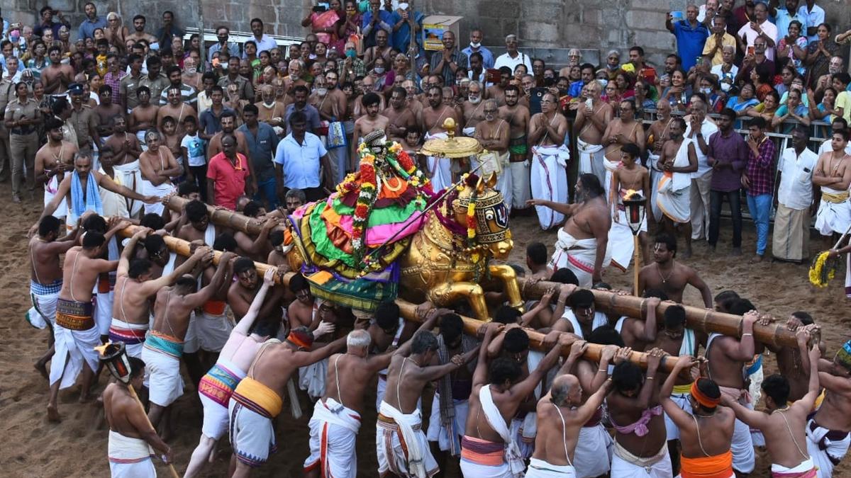 ‘Vedupari’ held at Srirangam temple