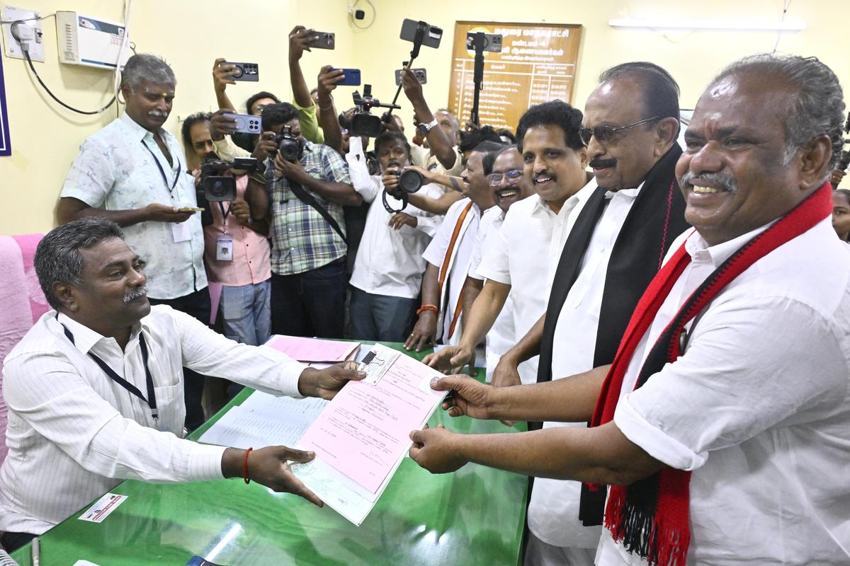MDMK’s Boominathan, along with Vaiko, files nomination in Madurai south