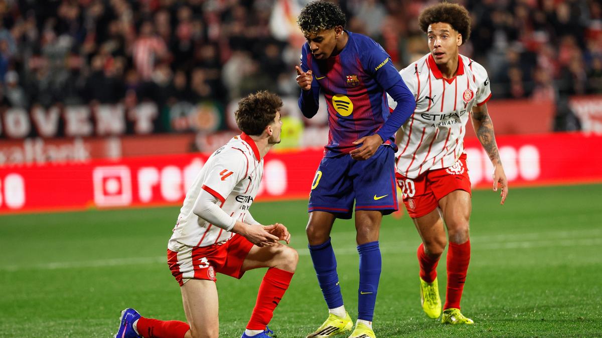 Yamal gagal mengeksekusi penalti dan keruntuhan Barcelona di akhir pertandingan memberi Girona kemenangan 2-1 di La Liga
