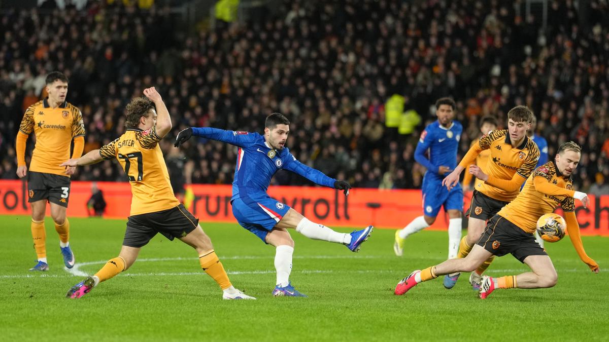 Piala FA | Hat-trick Pedro Neto membawa Chelsea melewati Hull ke babak ke-5; Wrexham juga maju