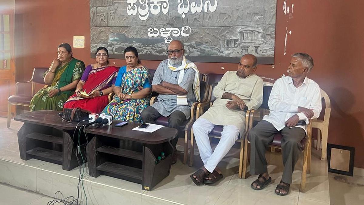 Writers call for appointment of administrator to Kannada Sahitya Parishat
