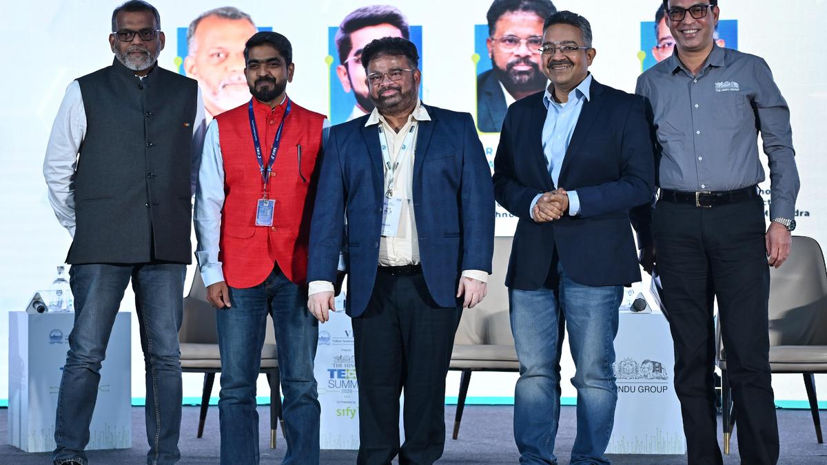 Experts discuss ways to bridge gap between academia and industry