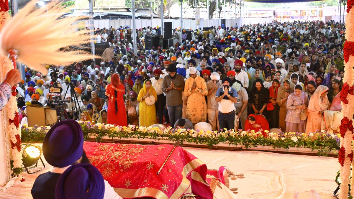 Nampally Exhibition Grounds turn into a sea of faith as thousands celebrate Guru Nanak Jayanti