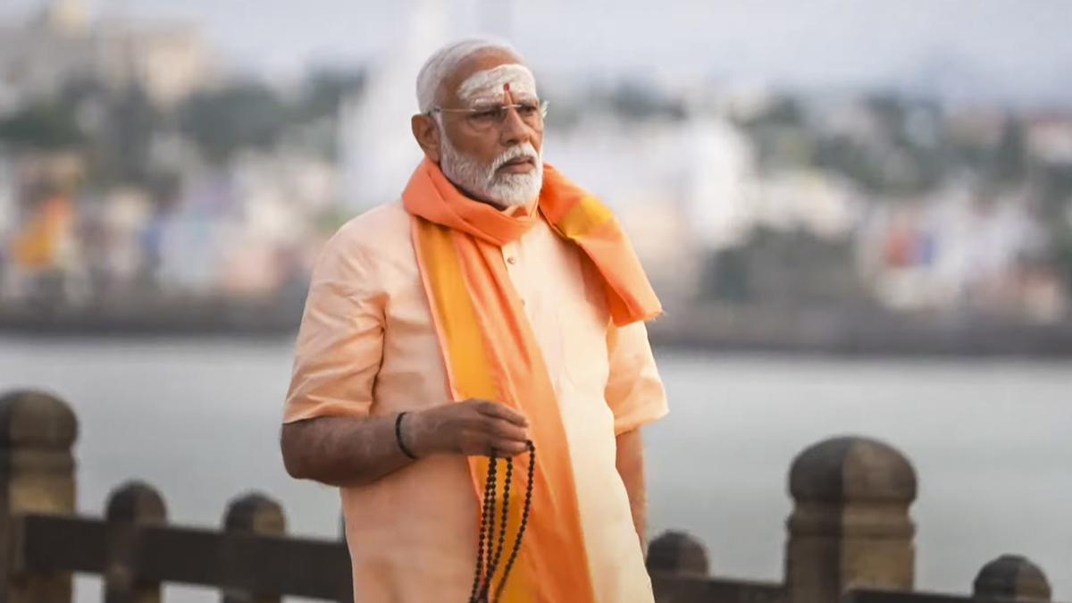 PM Modi embarks on final day of meditation in Kanyakumari