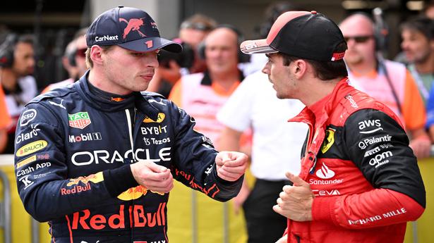 Verstappen cruises from pole to gain Austrian Grand Prix sprint