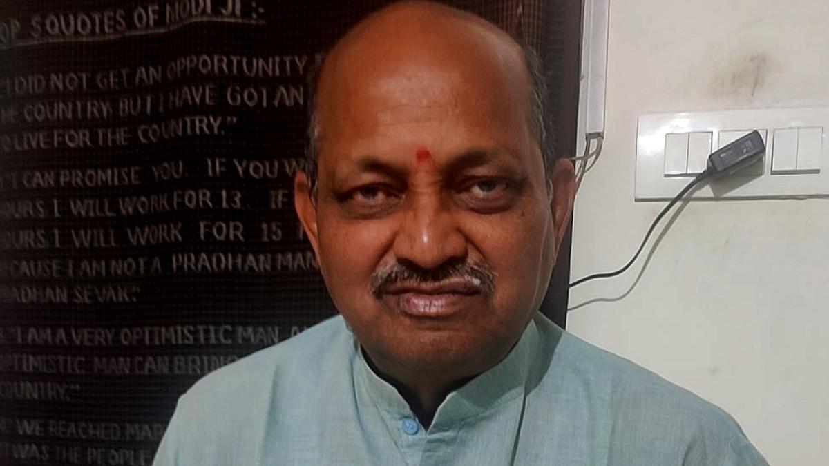 https://th-i.thgim.com/public/incoming/qe1yvf/article69654058.ece/alternates/LANDSCAPE_1200/90092_25_5_2023_18_34_13_2_BJP_STATE_PRESIDENT_2.JPG
