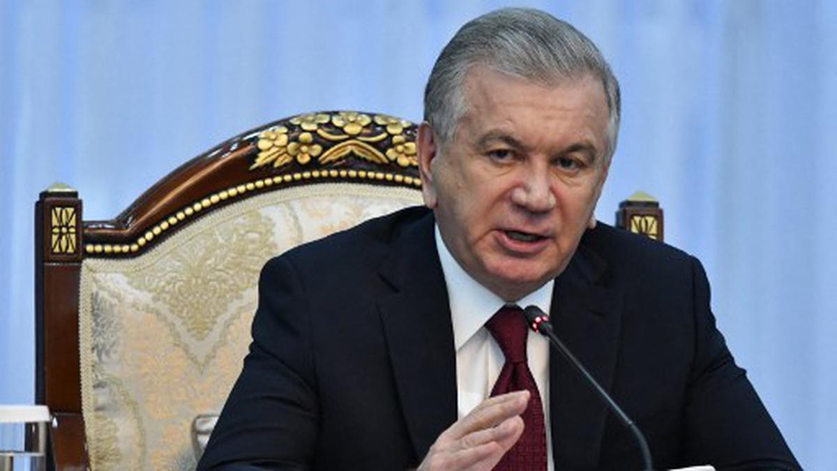 Uzbek leader seeks to extend grip on power