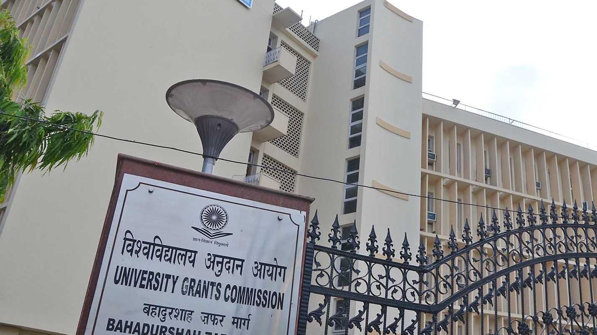 UGC guidelines on allowing students to pursue two academic programmes simultaneously, as part of NEP-2020, to be examined by SEP Commission