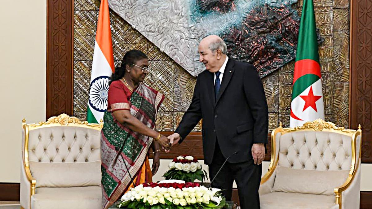 President Murmu calls for deeper economic cooperation between India, Algeria