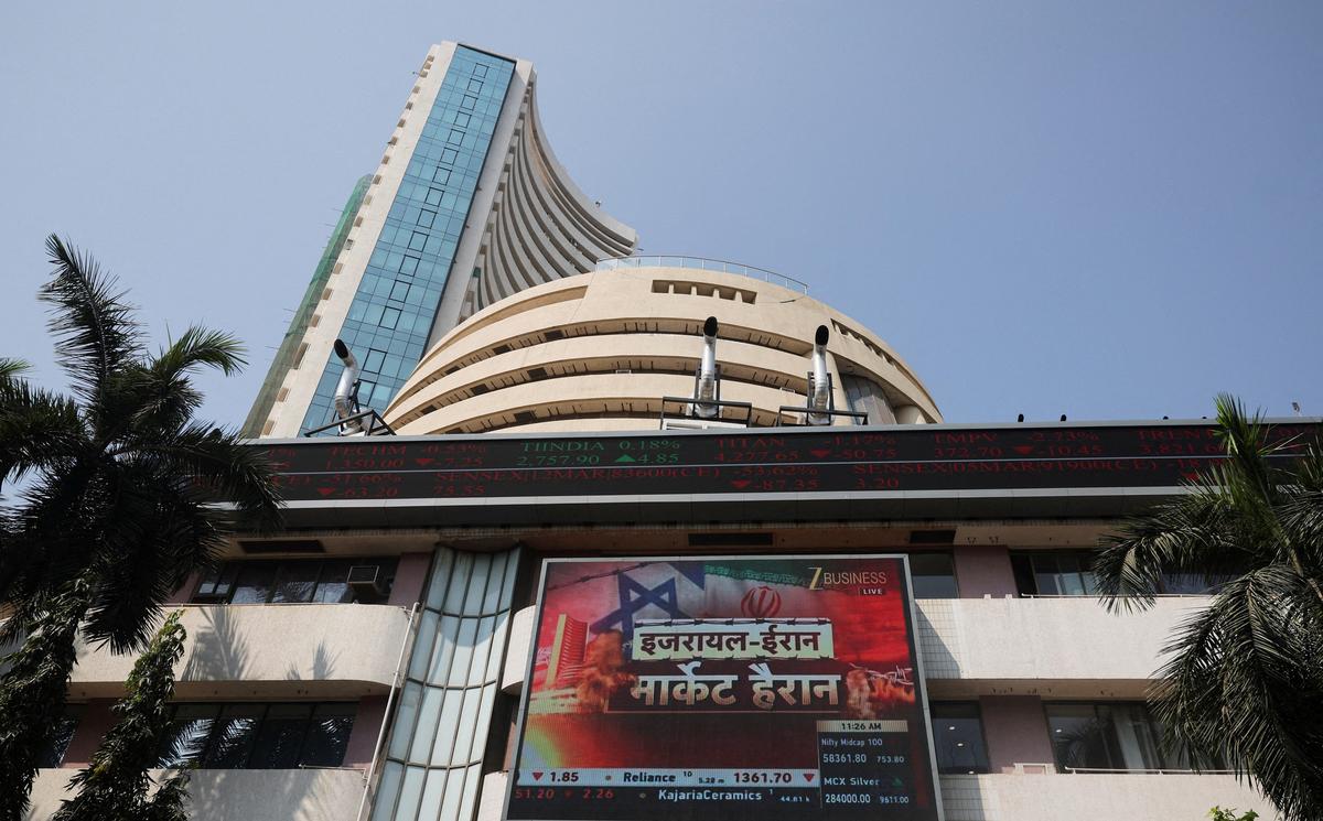 thehindu.com - Pti - Stock markets drop on renewed geopolitical concerns