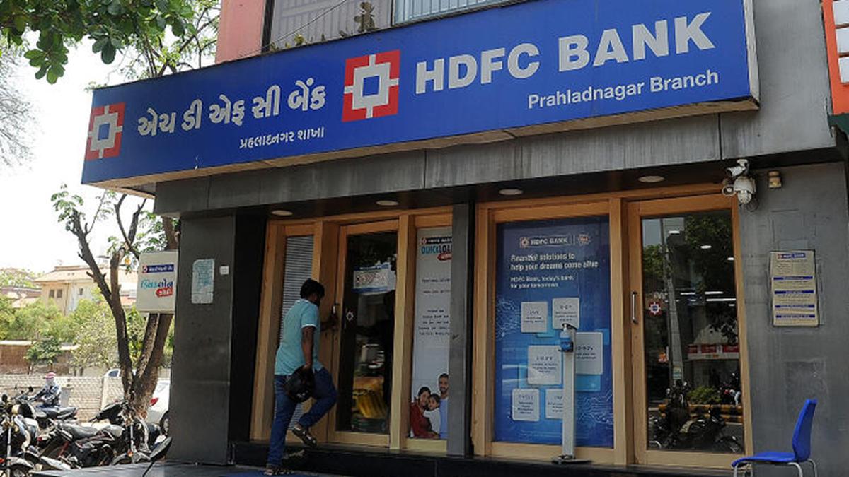 Hdfc Bank Q3 Net Profit Rises 33.5% To ₹16,372.54 Crore - The Hindu