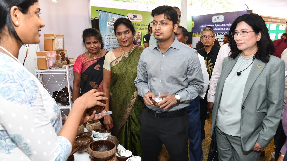 Emphasis on export-oriented value-addition at Coconut Festival in TNAU