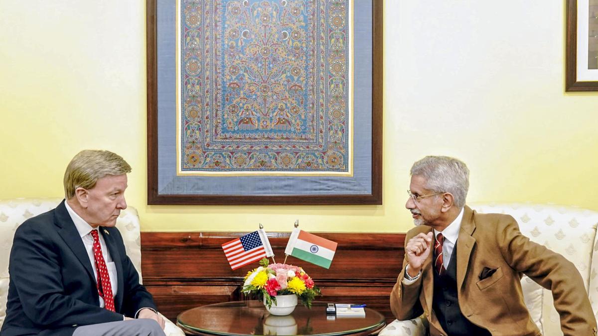 Jaishankar hosts U.S. lawmakers, discusses security, trade