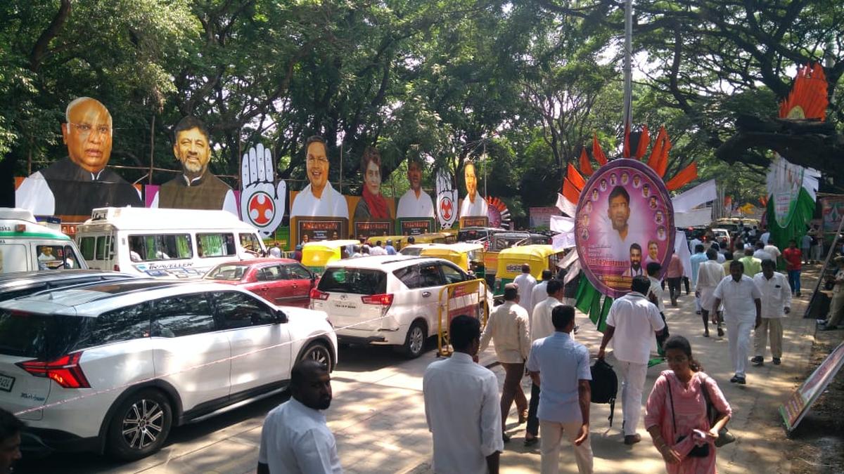 8 Congress MLAs to take oath as ministers with CM Siddaramaiah and Deputy CM D.K. Shivakumar in Karnataka