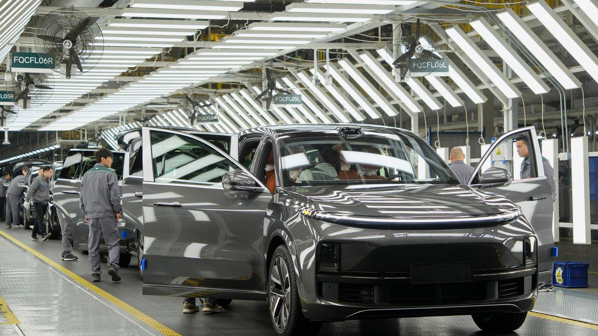 Automobile exports from India dip 5.5% in FY24