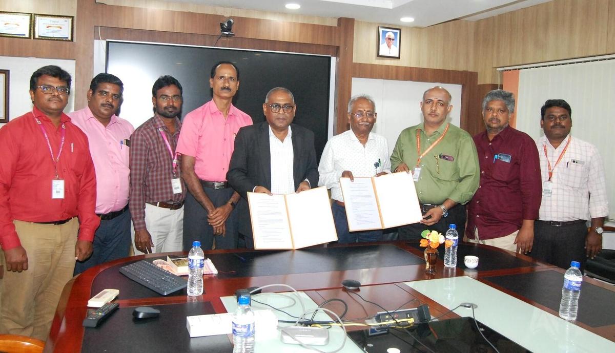 MoU signed between SSM Higher Educational Institutions for Research, Dindigul, and Kalasalingam Academy of Research and Education. MoU signed between SSM Higher Educational Institutions for Research, Dindigul, and Kalasalingam Academy of Research and Education.