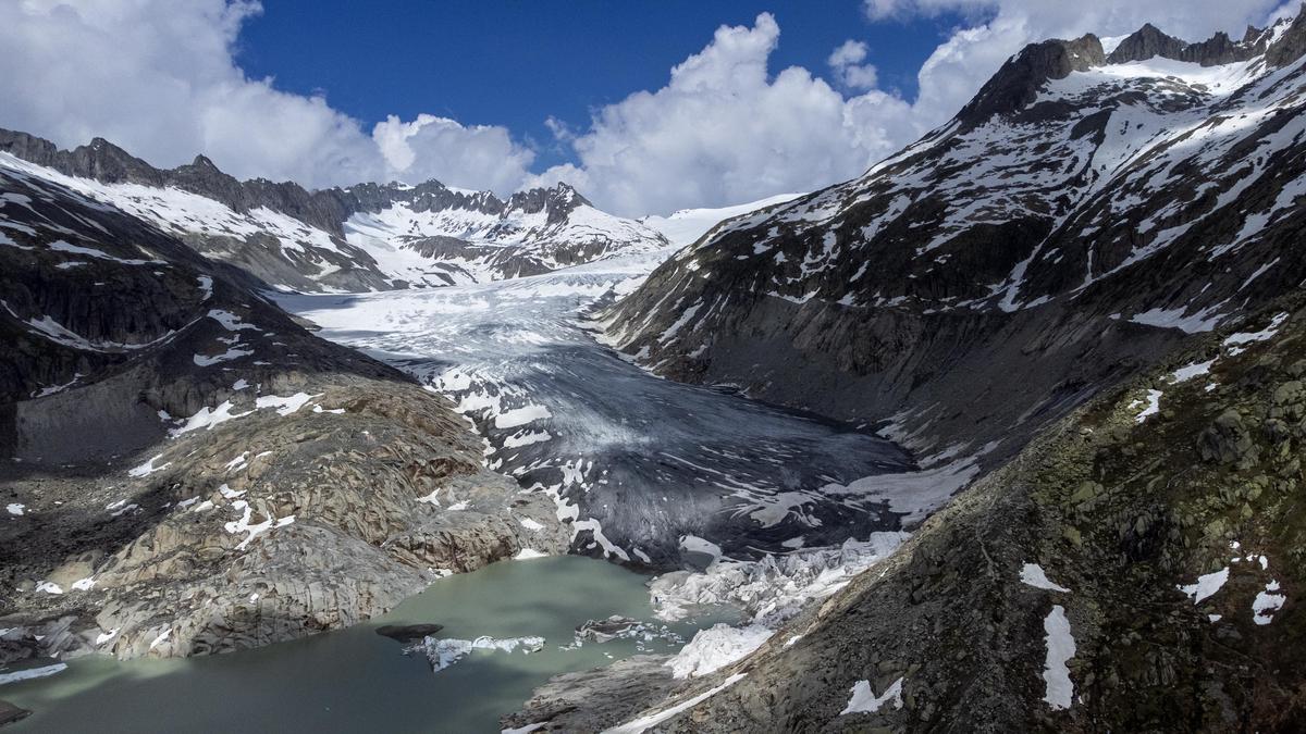 Switzerland, Italy to redraw shared border thanks to melting glaciers
Premium