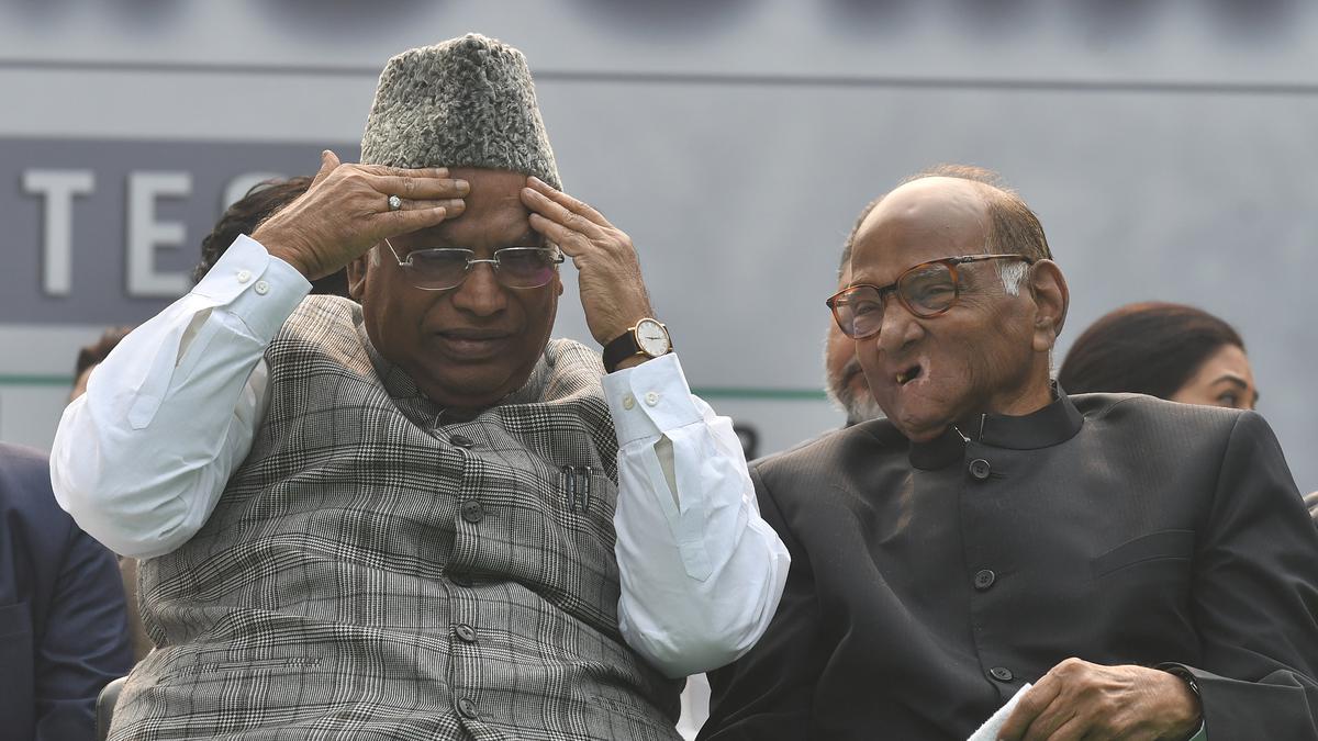 MVA negotiations face hurdle on four Lok Sabha seats; Kharge discusses with Pawar