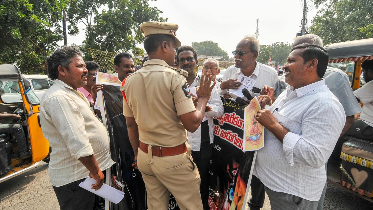 Police foil attempt to ‘burn down’ Manu Smriti in Ongole