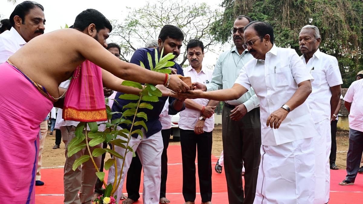 Minister inaugurates construction works of ‘Bharathidasan Arivulagam’ in Salem