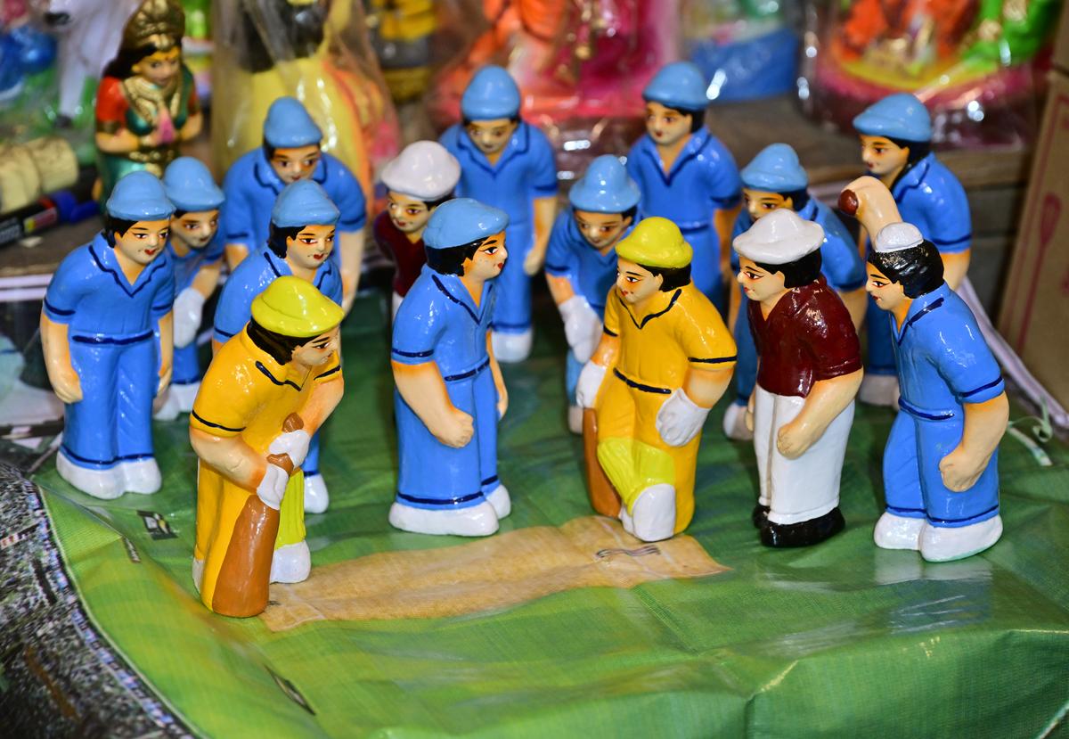 Replica of Ayodhya Ram idol along with other beautiful handpainted designs Golu (meaning “Court of Dolls”) Dolls displayed for sale at a store in Basavangudi, during the Kolu dolls shopping session, traditionally used in Navaratri festival, in Bengaluru.