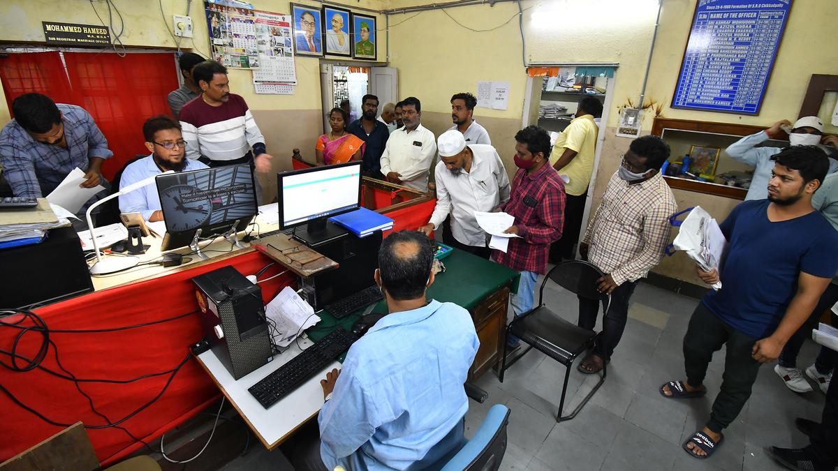 Telangana Sub-Registrar Offices to function till 7.30 pm from May 29-June 3 amid land registration demand