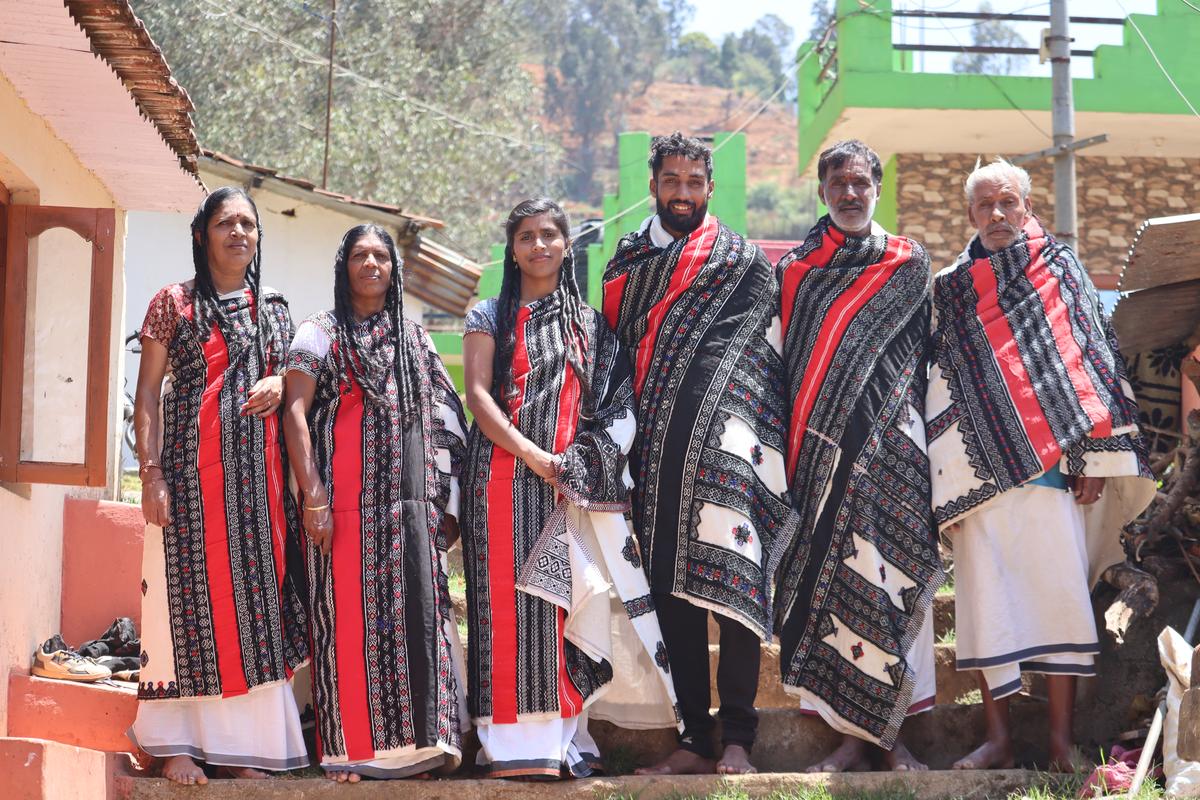 Todas with their poothukuli ( the Toda shawl)