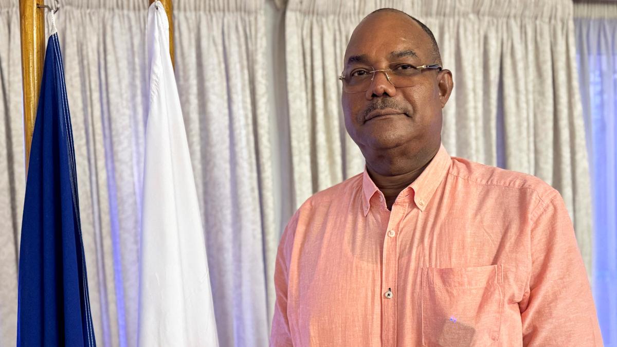 Seychelles to hold rerun presidential election after no outright winner