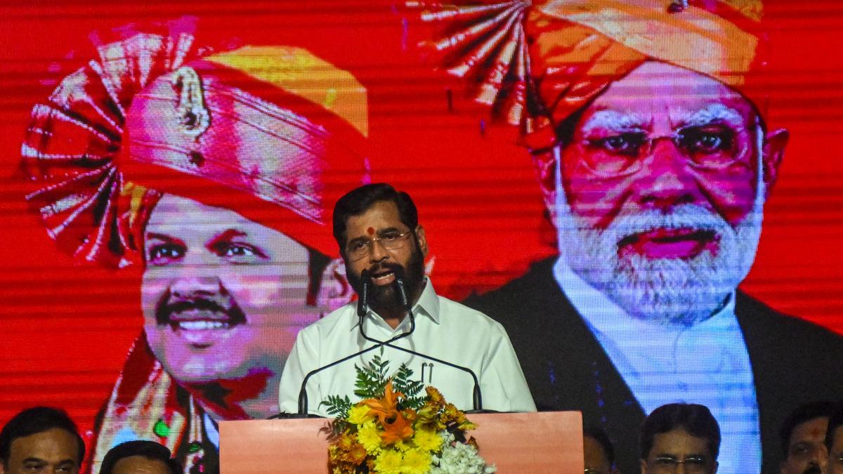 Suspense prevailed before Shinde finally took oath as Deputy CM of Maharashtra