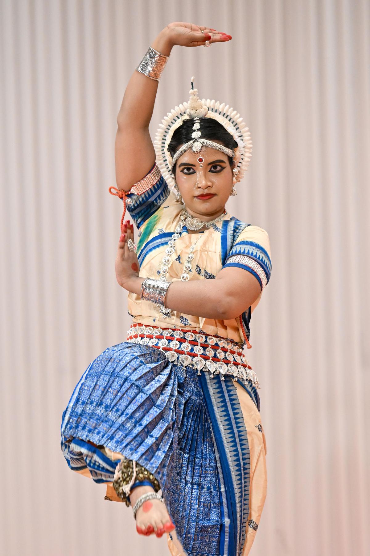 Kousiki Lalatika Patnaik performing Odissi dance, organised by Tamil Isai Sangam at Raja Muthaiah Mandram in Madurai on Sunday. 