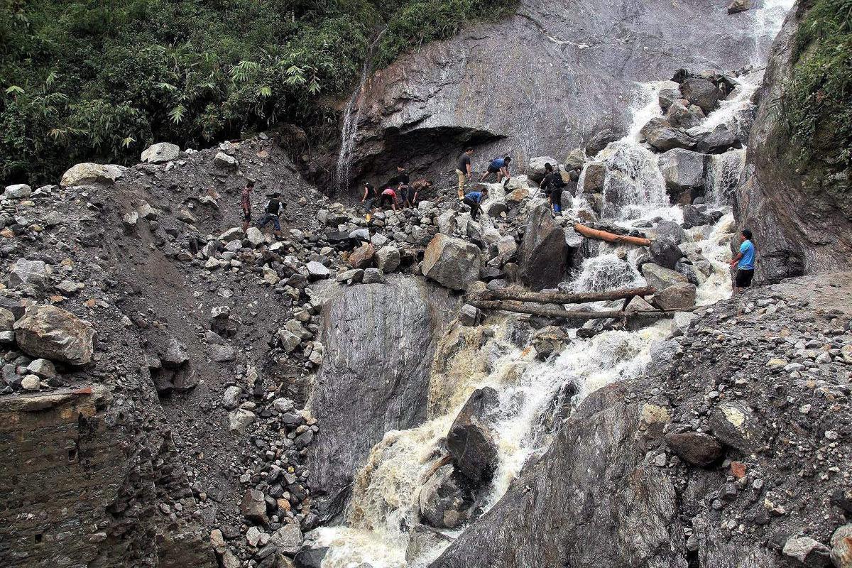 60 families rescued as landslip hits Pathing village in Sikkim