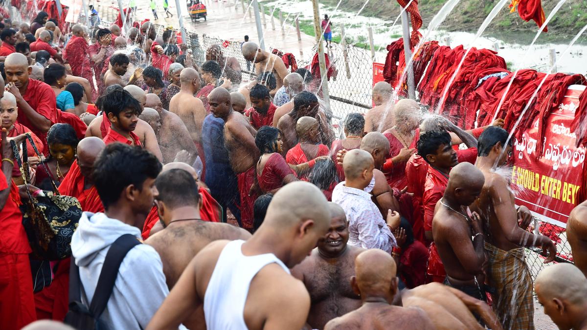 Bhavanis express displeasure over poor facilities near bathing ghats near Durga temple in Vijayawada