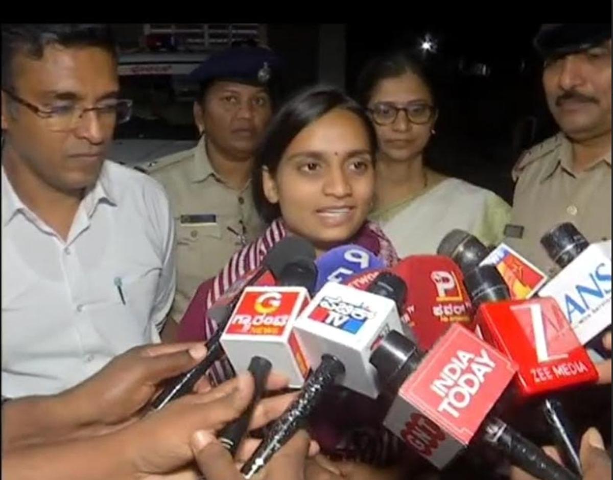 YouTuber's interfaith marriage faces rough weather; parents allege kidnap, girl  deny charge - The Hindu
