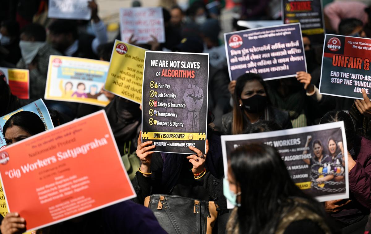 thehindu.com - Ashna Butani - 'Unblock our lives' | Women gig workers protest in Delhi