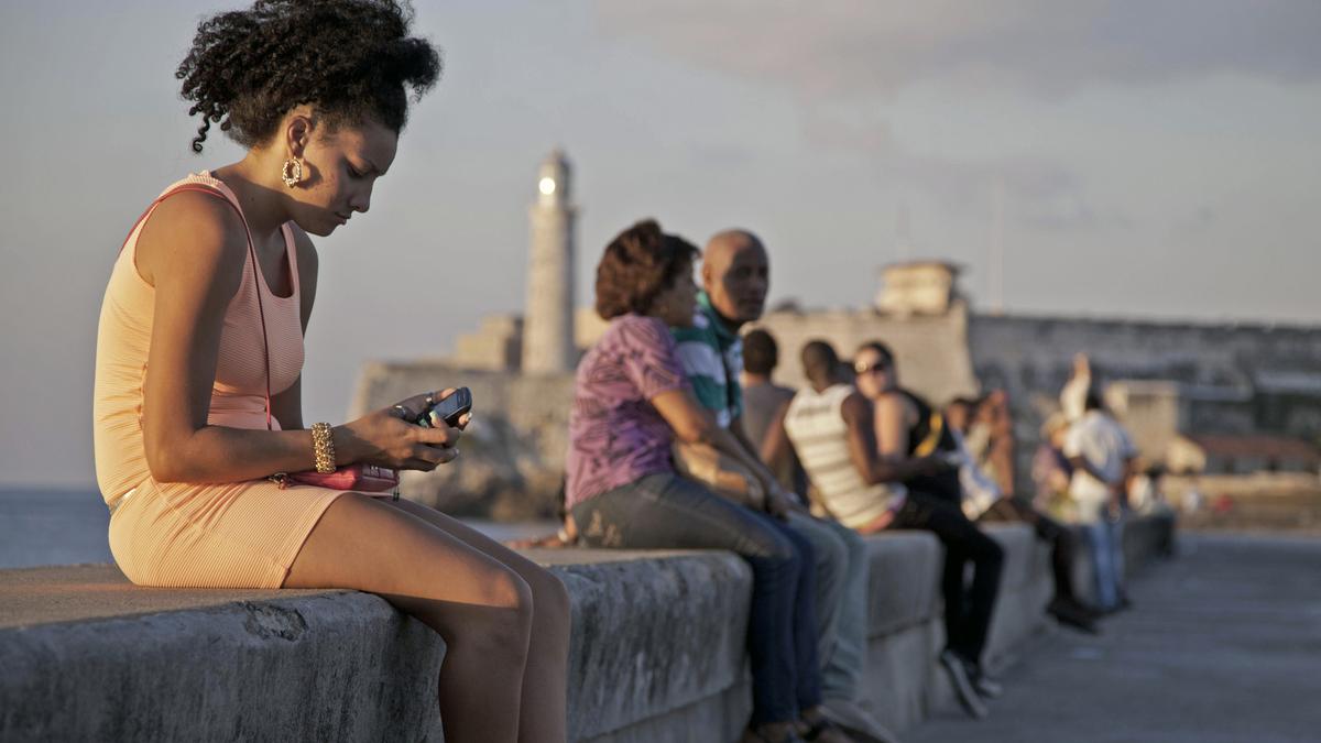 Cuba activists say detained on anniversary of 1994 anti-Castro protest