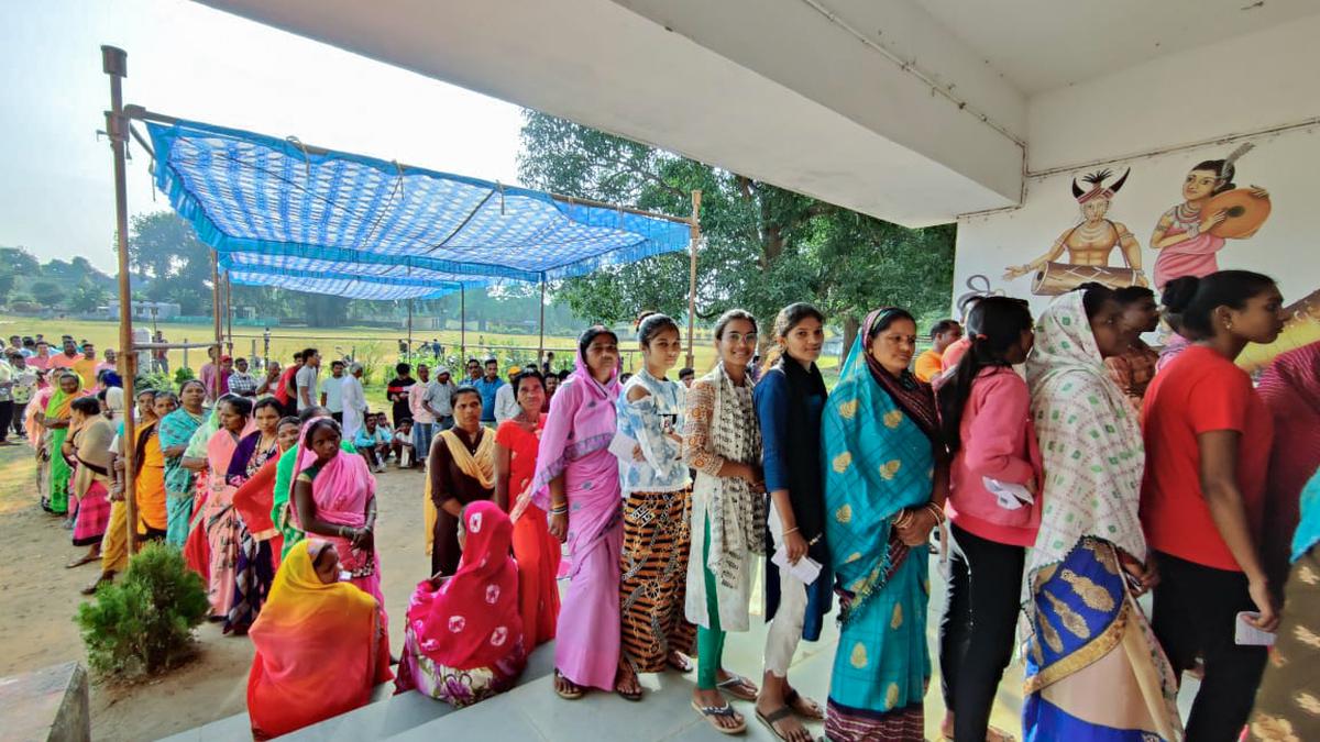 Top news of the day: Voter turnout at 77% in Mizoram, 70% in Chhattisgarh as of 5 p.m.; Supreme Court bars stubble burning in Delhi, nearby States immediately, and more