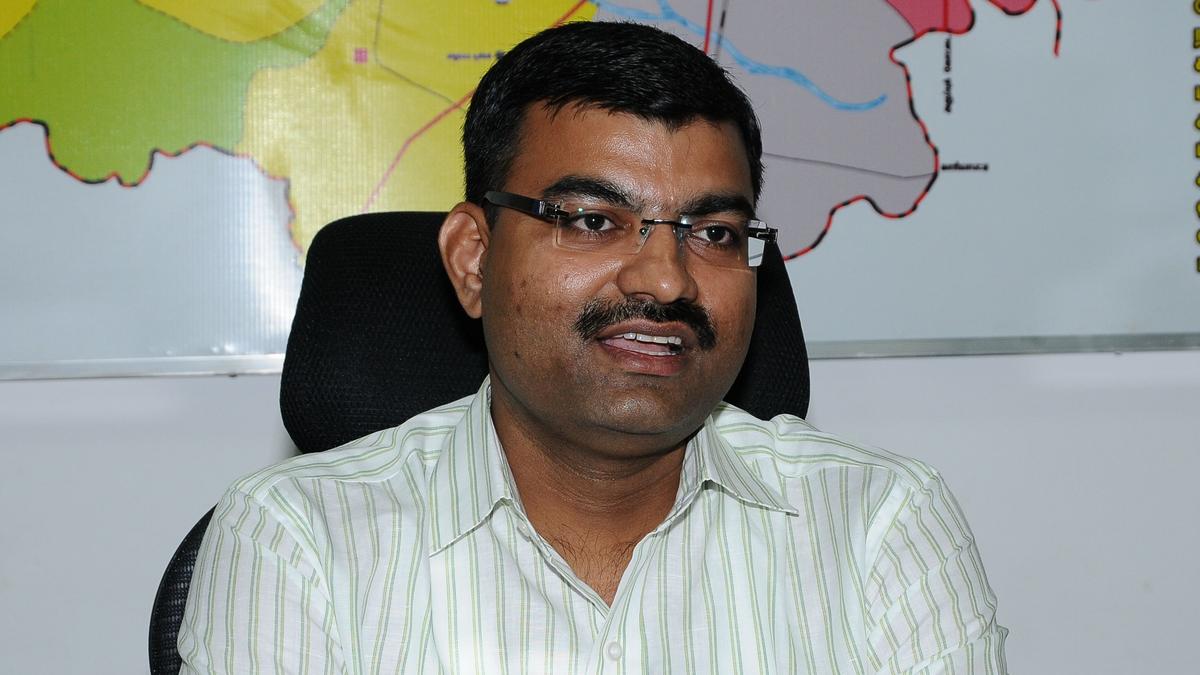 Madras High Court suspends IAS officer Anshul Mishra’s one-month sentence in contempt plea