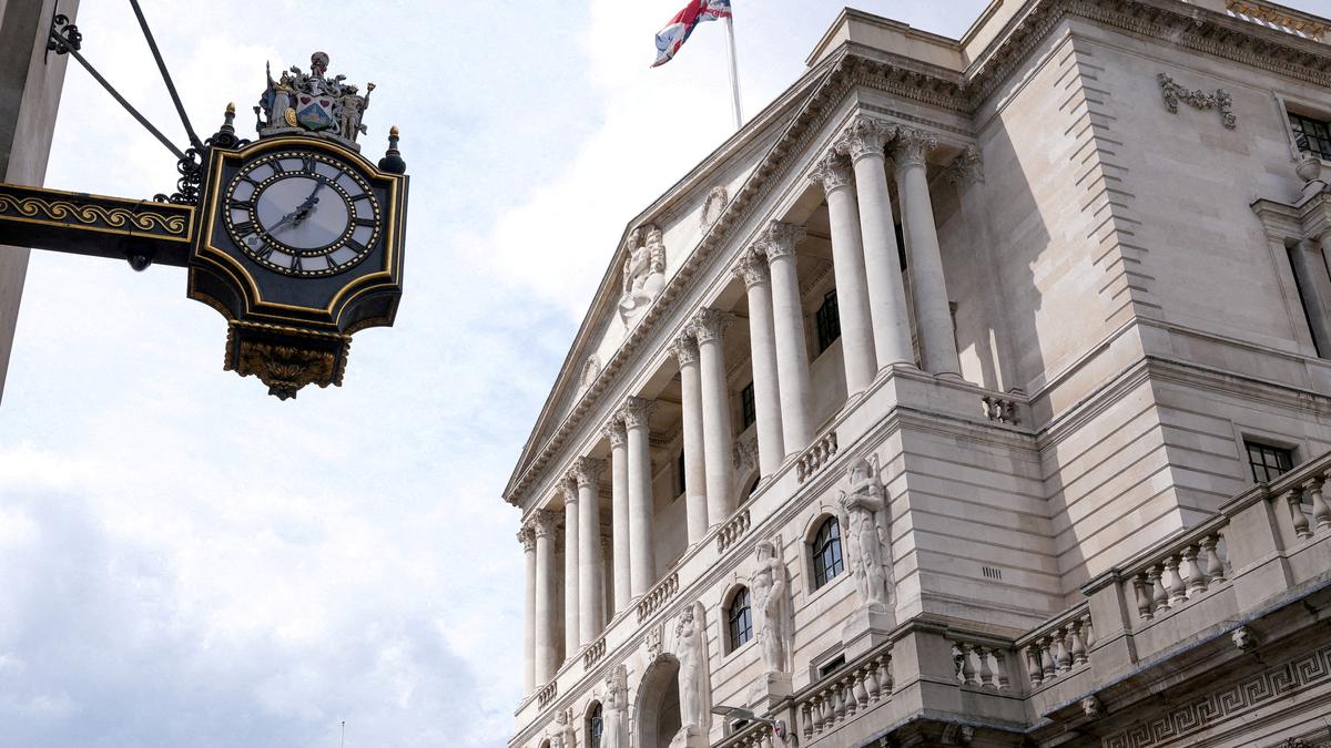 Bank of England to buy U.K. government bonds to stabilise financial markets