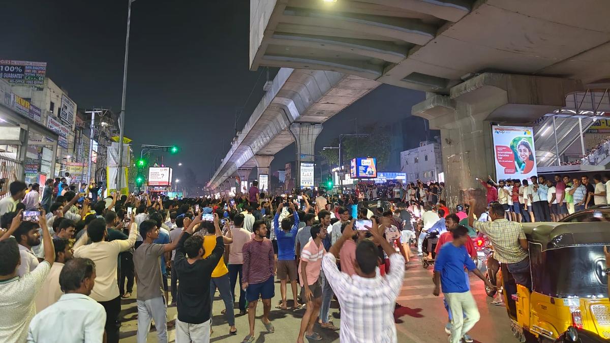 Fans flood Hyderabad streets after India’s ICC victory, police disperse gathering by force