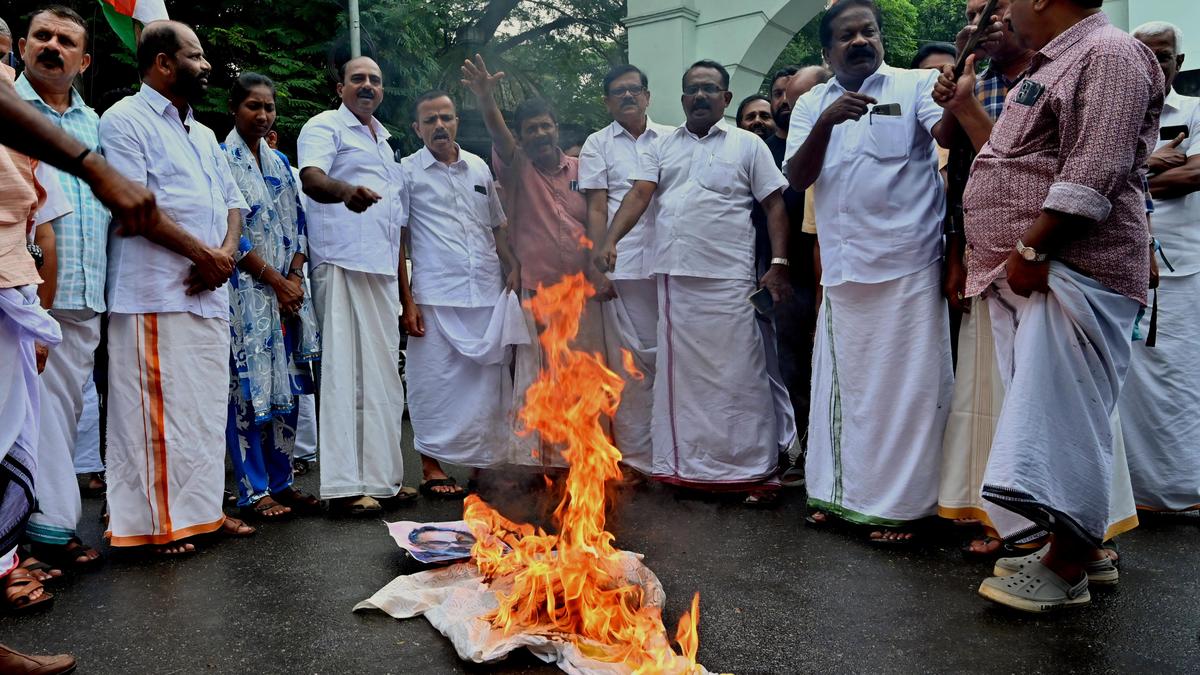 Congress takes out protest against Rajeev Chandrasekhar