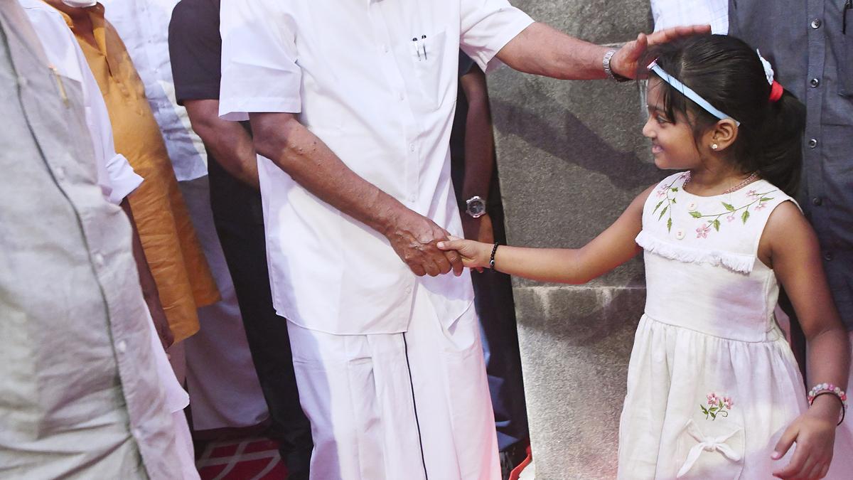 Continuance in power helped LDF launch development works, claims Pinarayi Vijayan