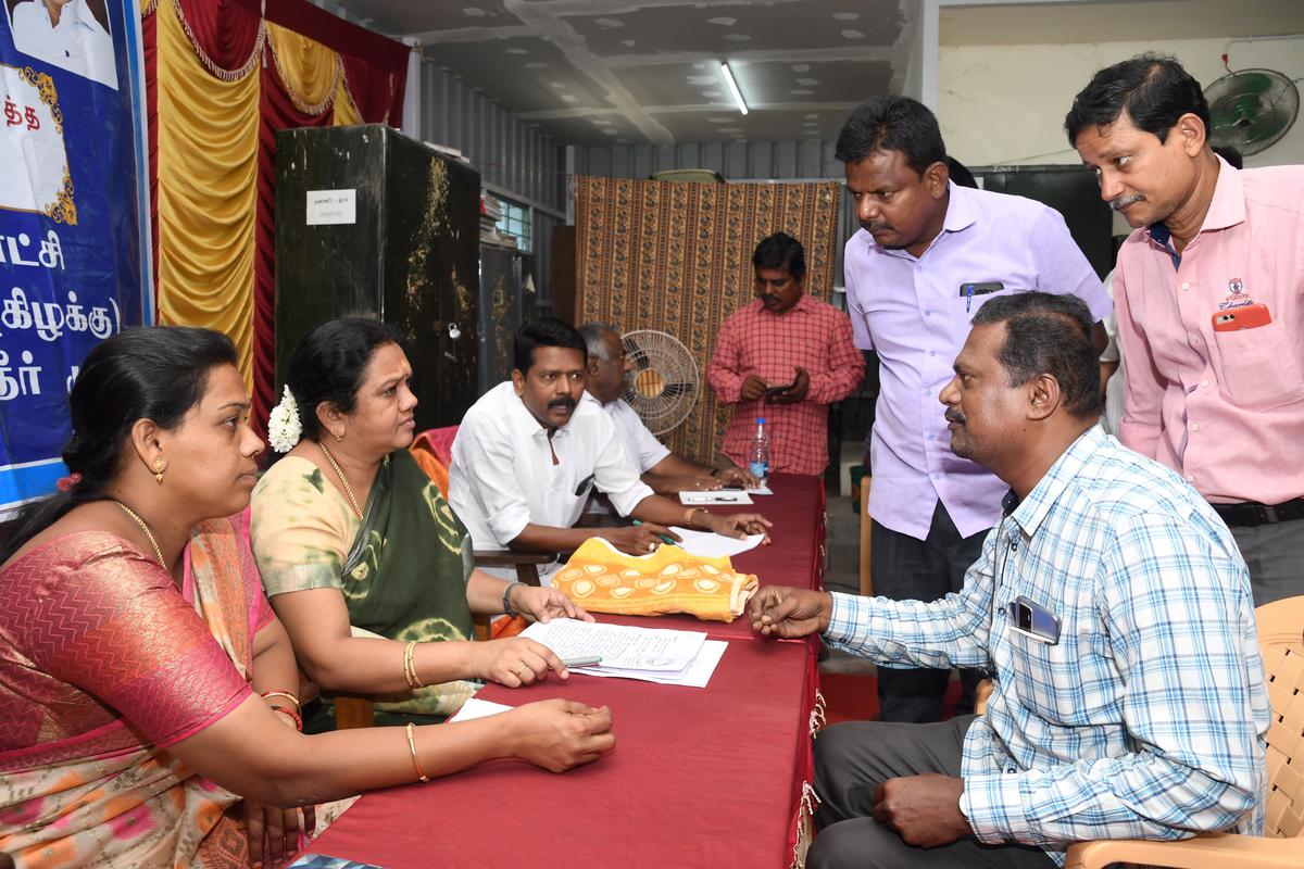 Complaints of bad roads form the bulk of petitions at grievance redress meeting