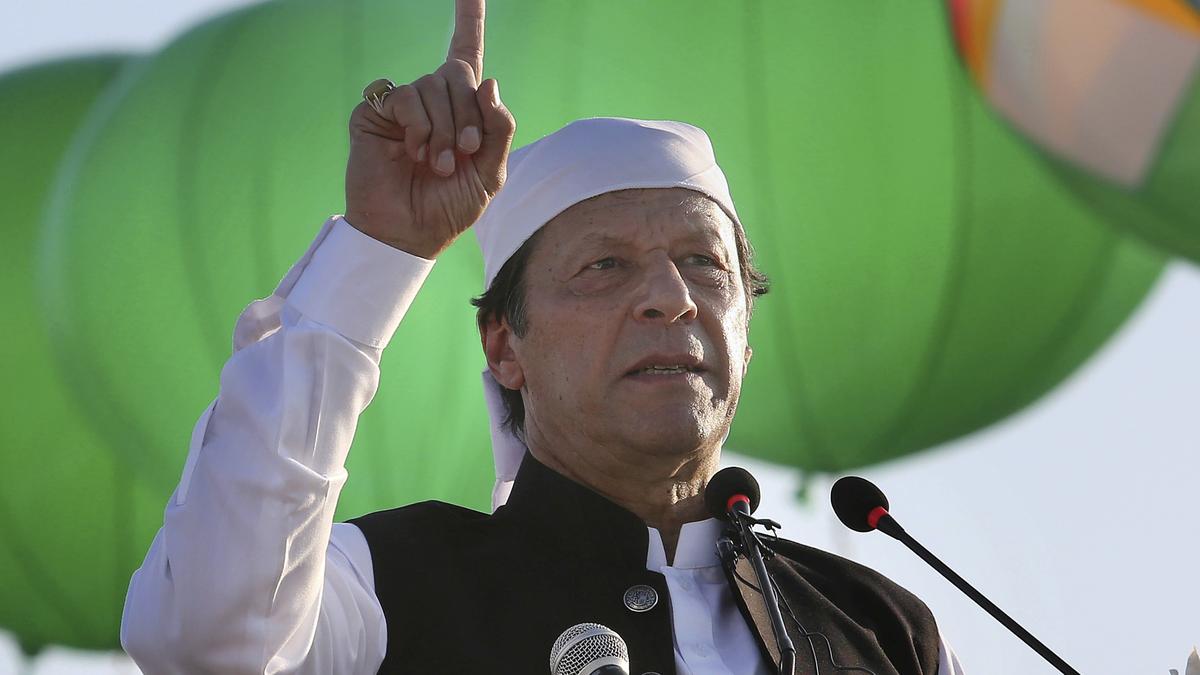 Pakistan doctors examine Imran Khan in Adiala jail