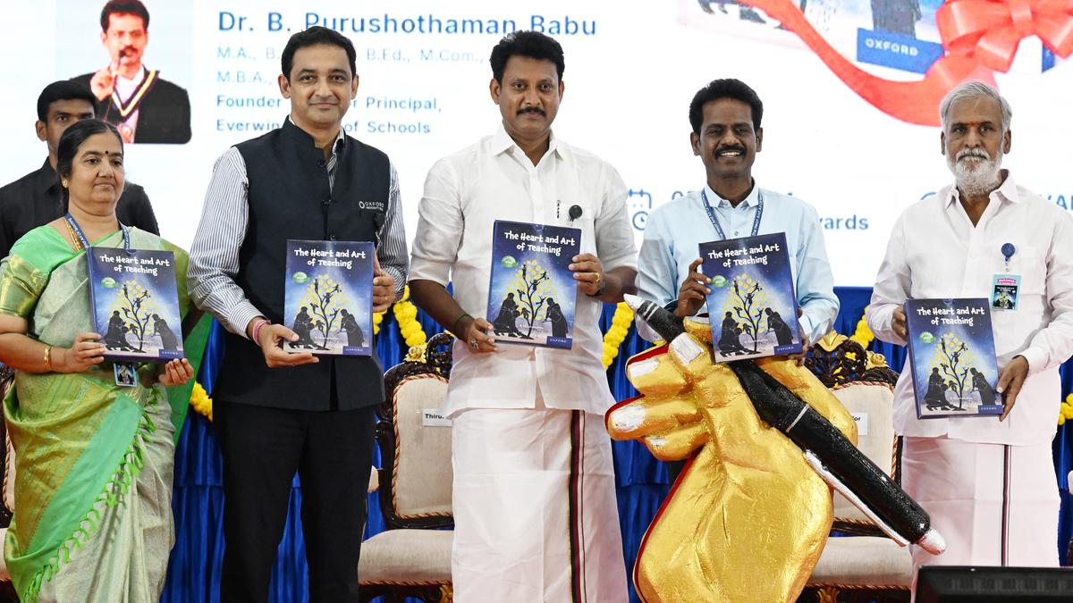 Minister Anbil Mahesh Poyyamozhi releases the book, ‘The Heart and Art of Teaching’