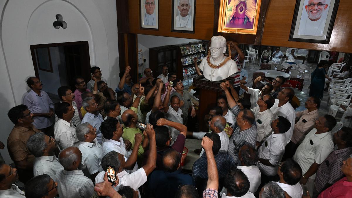 Rebel group stages protest at Bishop&rsquo;s House demanding &lsquo;justice&rsquo; for deacons