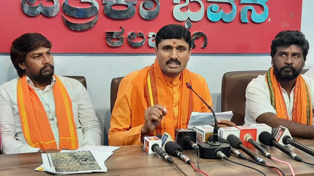 Kalaburagi district administration urged to remove encroachment by dargah on government land