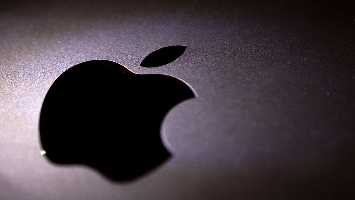 Workers at Atlanta Apple store file to hold first U.S. union election